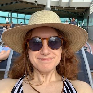 Meet your Posher, Katie